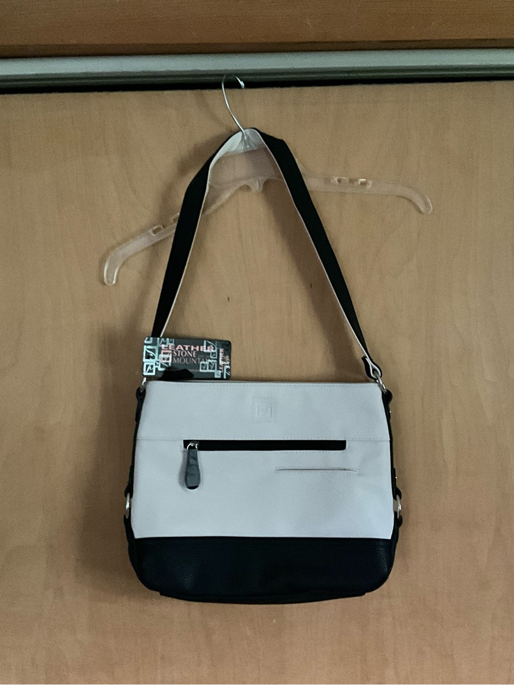 Stone Mountain Accessories White and Black Two-Tone Messenger Bag